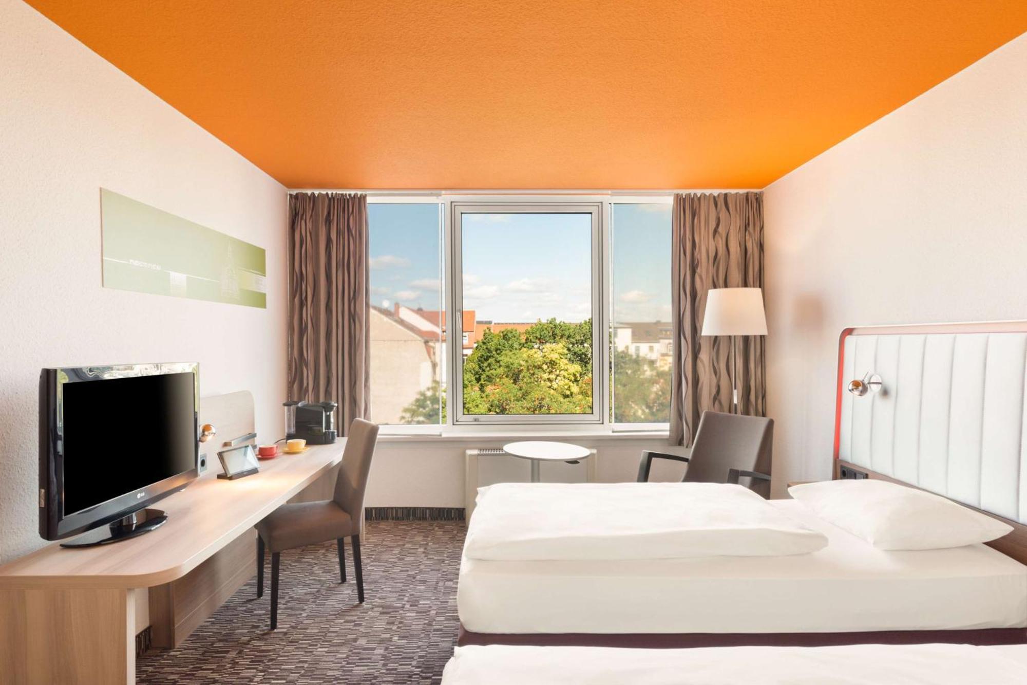 Hotel Western
