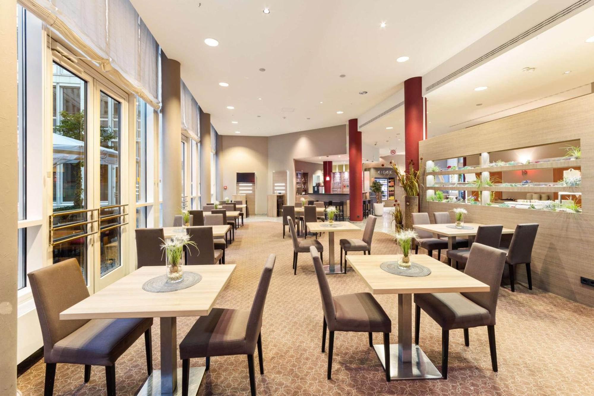 Western Hotel 3*