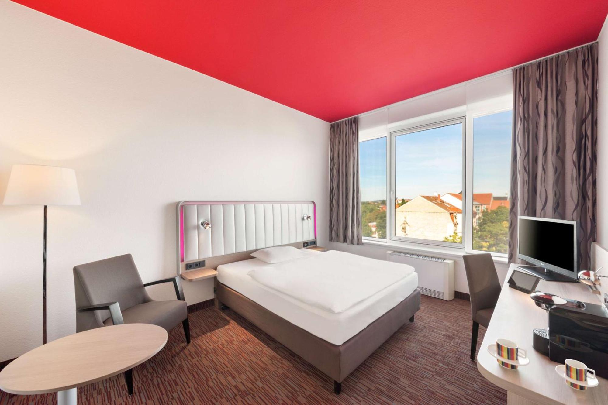 Hotel Western 3*