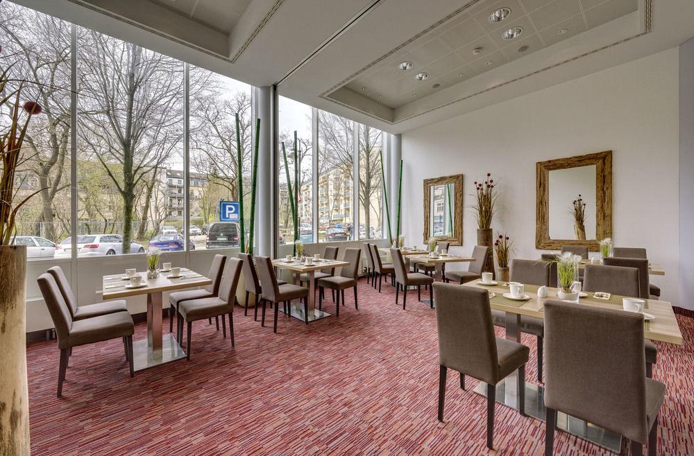 Western Hotel 3*